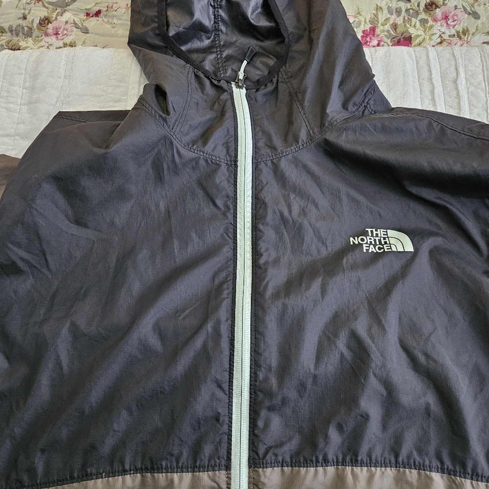 The North Face Men's Windbreaker Jacket  size XXlarge